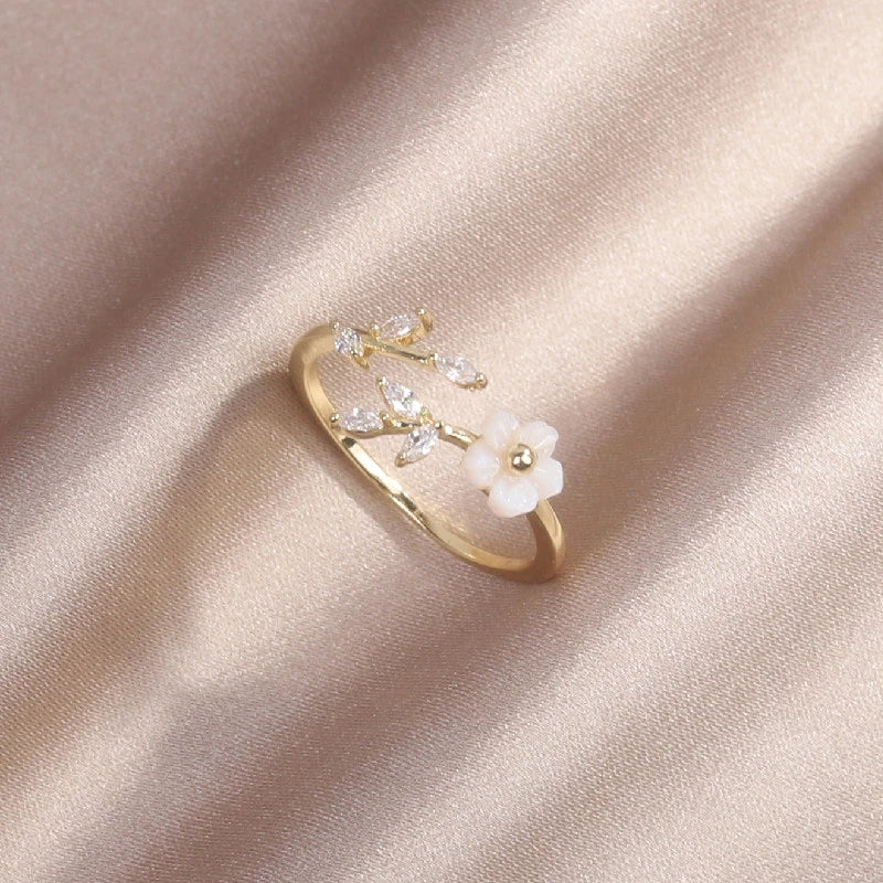 Verstellbarer Ring Wildflower mit Gold