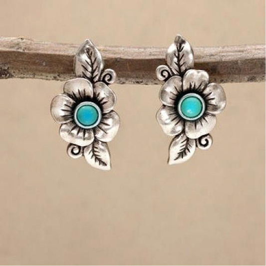 Boho-Ohrringe mit blauer Opalblume aus Sterlingsilber