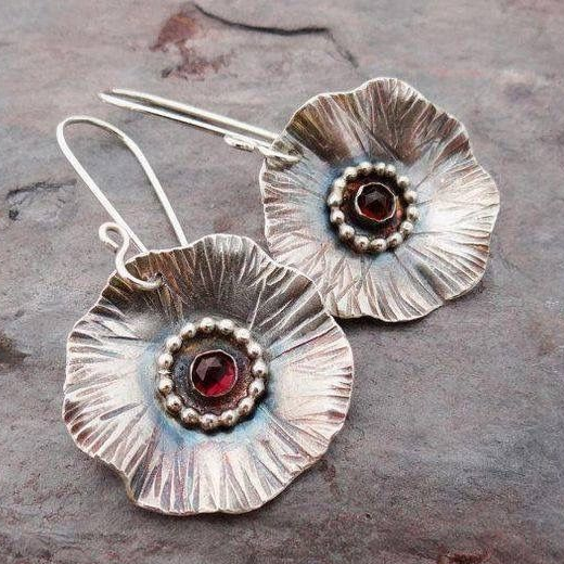 Vintage Silber Blossom Rote Zirkonia Ohrringe