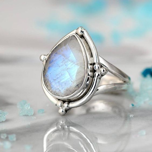 Vintage Weiß Opal Tropfenform Ring